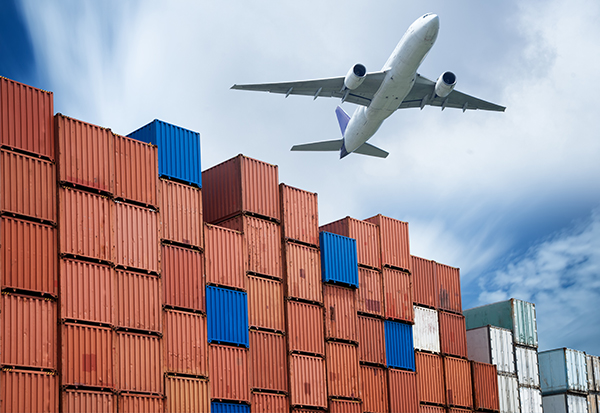 Vanguard_airfreight_236927416_02